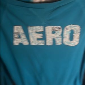 Aero sweatshirt for women size medium NWOT. Very nice 3/4 sleeves.